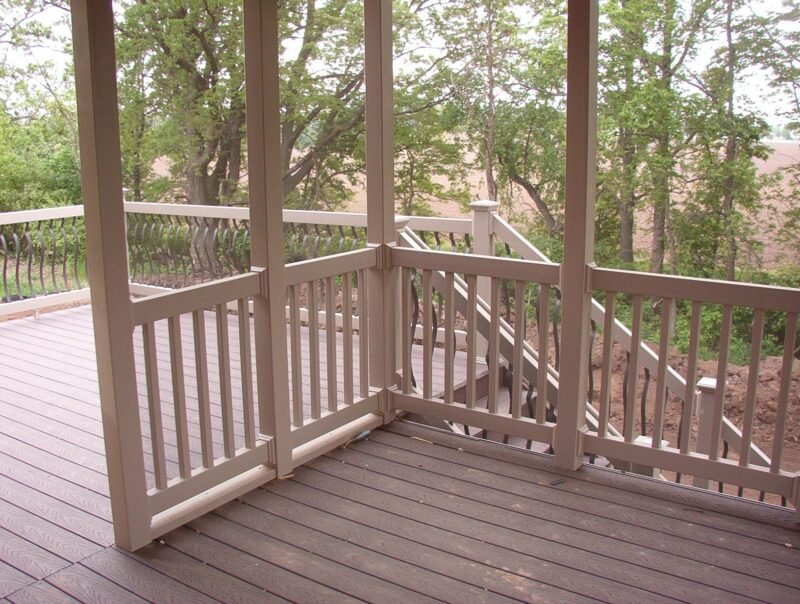 Screen Room Railing (3)